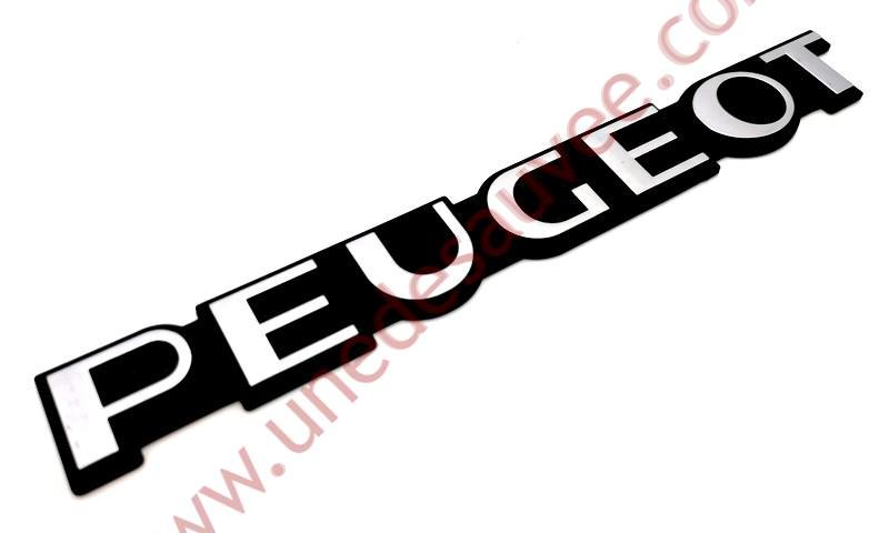 https://www.unedesauvee.com/wp-content/uploads/2021/04/LOGO-PEUGEOT-POUR-PEUGEOT-205-GTI-MONOGRAMME-GRIS-ET-NOIR-1-1.jpg?v=1618987411