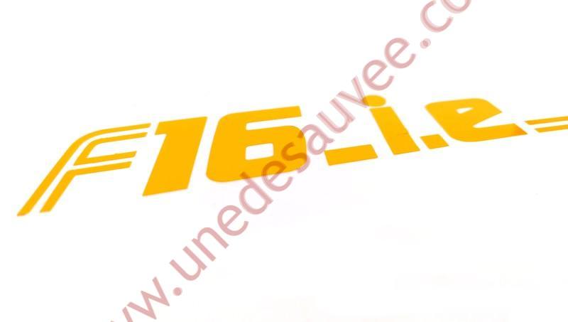 Porte Clés - F16ie Renault Clio Williams R19 16S 16V - PVC souple  monogramme logo cache moteur - STICK-IN
