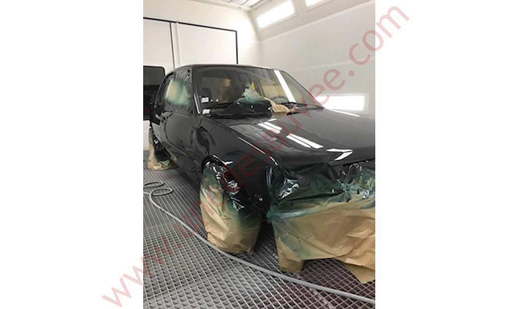 Restauration Peugeot 205 GTI 1.9 vert sorento en restauration