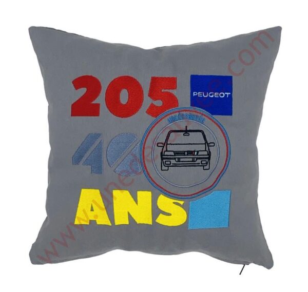Pack voyage anniversaire des 40 ans de la Peugeot 205 Made in Unedesauvee