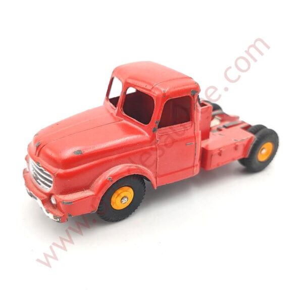 CAMION WILLEME ROUGE 36 BACHEE 143 VOITURE MINIATURE DINKY TOYS