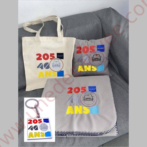 Pack voyage anniversaire des 40 ans de la Peugeot 205 Made in Unedesauvee