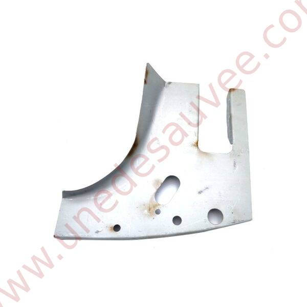 TÔLE DE RÉPARATION SUR FACE AVANT GAUCHE DE LA TRAVERSE INFÉRIEUR POUR PEUGEOT 205 GTI CTI RALLYE