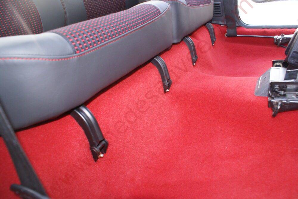 MOQUETTE ROUGE TAPIS DE SOL AVEC KIT COMPLET ISOLANT FEUTRE POUR PEUGEOT 205 GTI