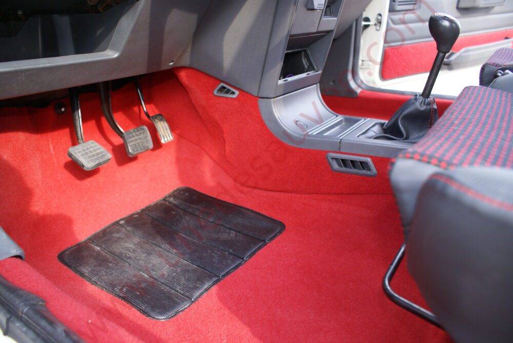 MOQUETTE ROUGE TAPIS DE SOL AVEC KIT COMPLET ISOLANT FEUTRE POUR PEUGEOT 205 GTI