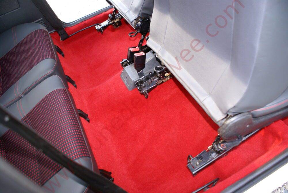 MOQUETTE ROUGE TAPIS DE SOL AVEC KIT COMPLET ISOLANT FEUTRE POUR PEUGEOT 205 GTI