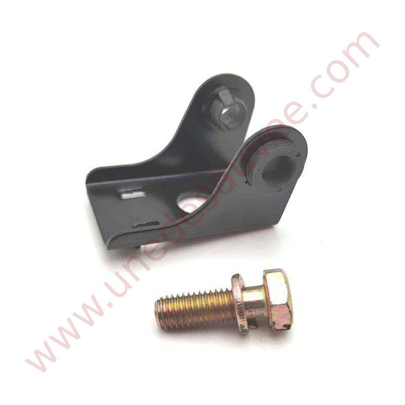 PATTE CENTRALE DE FIXATION POUR LES DOSSIERS DE BANQUETTE ARRIERE POUR PEUGEOT 205 GTI CTI RALLYE XS GT ROLLAND GARROS ET AUTRES MODELES 205