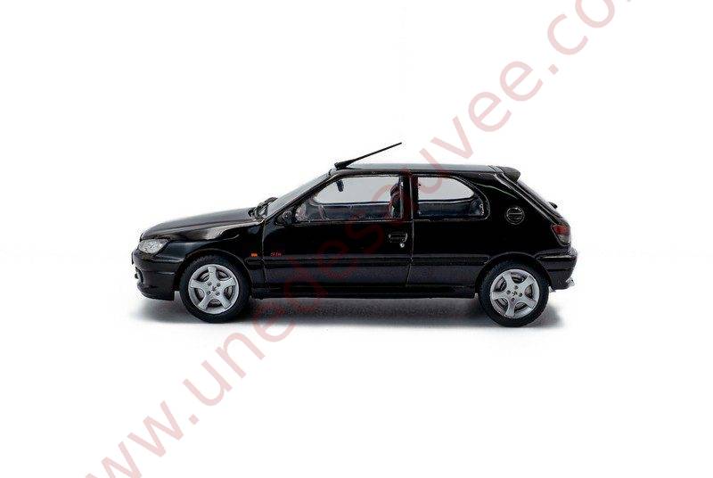 PEUGEOT 306 S16 NOIR ONYX 1994 1/43 VOITURE MINIATURE DE MARQUE SOLIDO