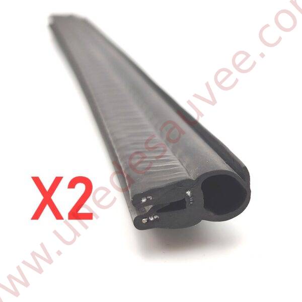 KIT DE 2 JOINTS LATERAUX DE CAPOT SITUES SUR LE COMPARTIMENT MOTEUR AU NIVEAU DE LA BAIE DE PARE-BRISE DE RENAULT SUPER 5 GT TURBO