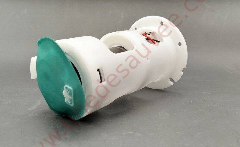 POMPE A ESSENCE IMMERGEE POUR RESERVOIR DE PEUGEOT 205 GTI CTI PHASE 2