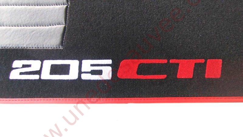 TAPIS DE SOL - REVĂTEMENT POUR MOQUETTE EN VELOURS AVEC TALONNETTE ET COUTURES SIMILI CUIR DE PEUGEOT 205 1.6 ET 1.9 CTI CABRIOLET