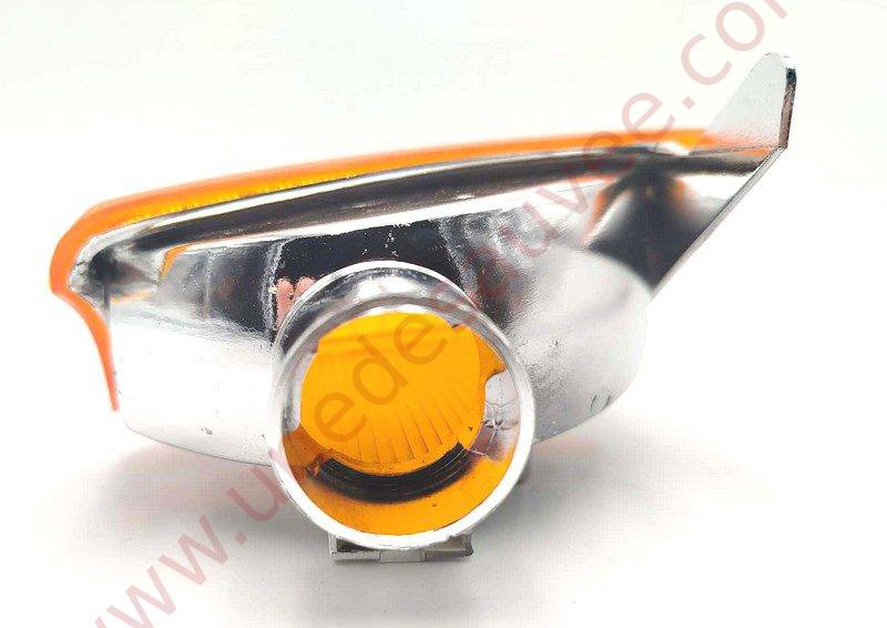 CLIGNOTANT DROIT ORANGE SANS SUPPORT POUR PEUGEOT 205 GTI CTI RALLYE ET AUTRES