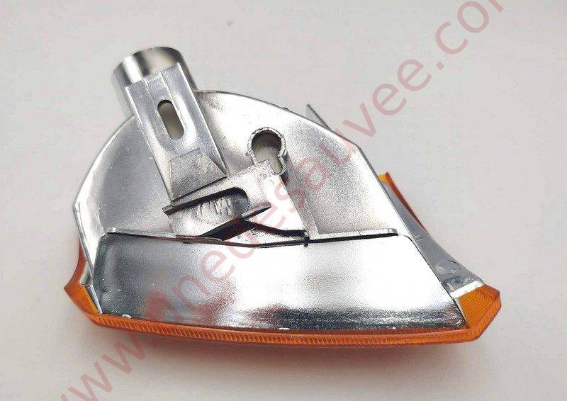 CLIGNOTANT DROIT ORANGE SANS SUPPORT POUR PEUGEOT 205 GTI CTI RALLYE ET AUTRES