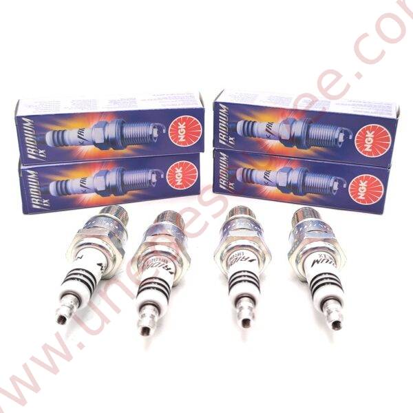 KIT DE 4 BOUGIES D'ALLUMAGE POUR RENAULT 5 TURBO / SUPER 5 GT TURBO R11 R9